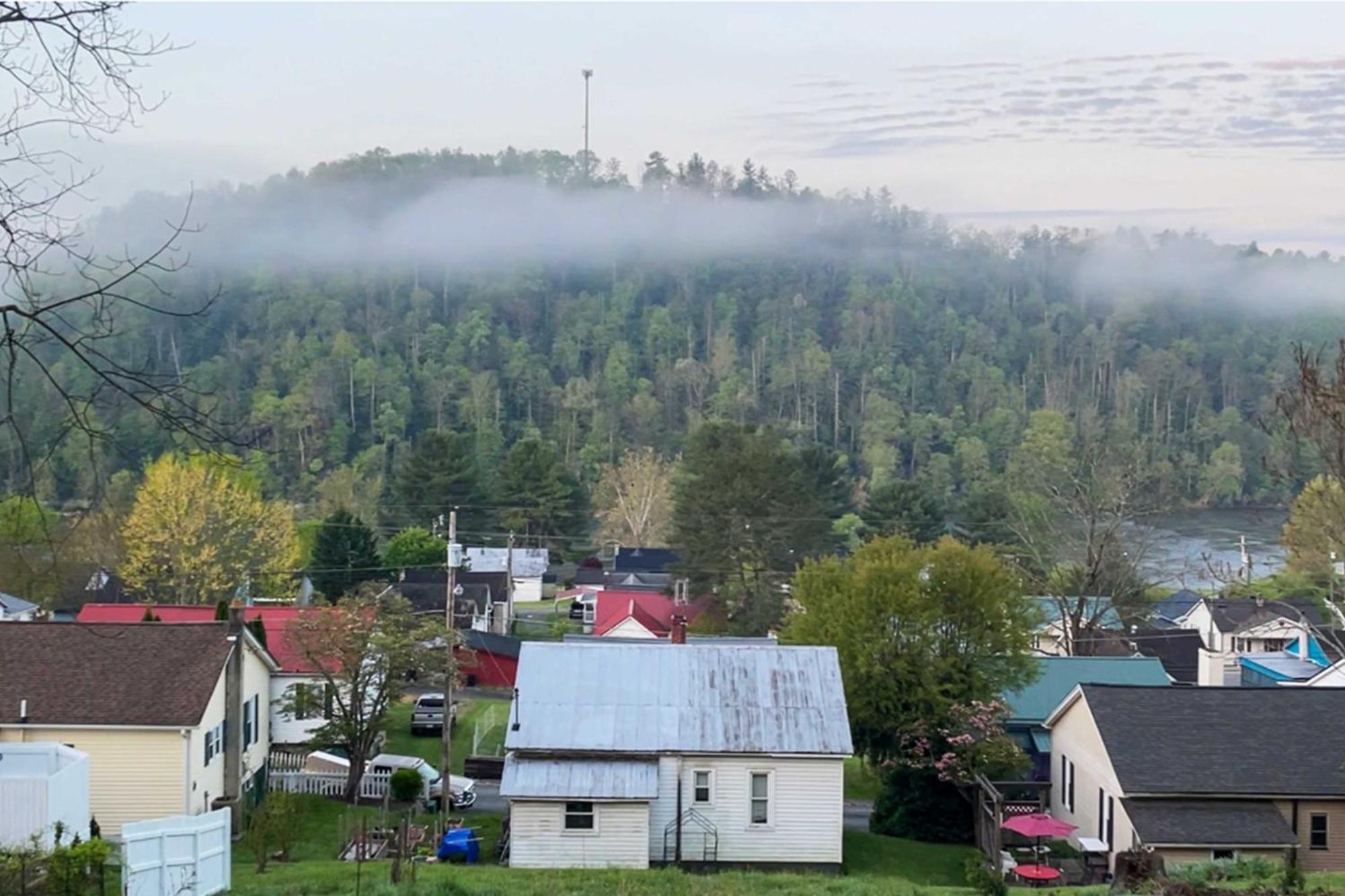 Cozy Fries Escape With Mountain And River Views! Galax Extérieur photo
